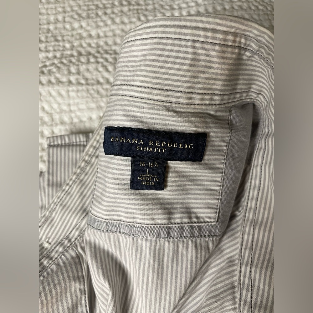 **3 for $21**!!! Banana Rep Men’s long sleeve btn-up, Slim Fit sz L, 16-16.5 nck - Picture 2 of 11